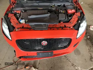 ✅ 2020 Jaguar E-Pace Checkered Flag Edition • VIN: SADF12FX8L1Z80622 • Lot: 71748405. Wystawiony na Copart z przebiegiem 74 050 mil. Bezpłatny archiwum sprzedaży aukcyjnych z USA i szczegółowy raport historii pojazdu na DreamBid. Zdjęcie 16.