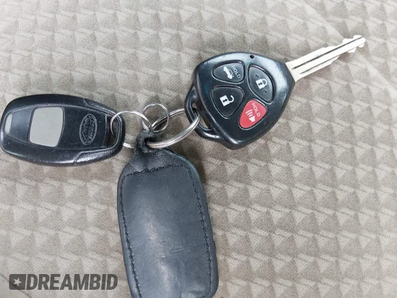 ✅ 2009 Toyota Camry LE • VIN: 4T4BE46K79R115356 • Lot: 45310424. Wystawiony na IAAI z przebiegiem 128 210 mil. Bezpłatny archiwum sprzedaży aukcyjnych z USA i szczegółowy raport historii pojazdu na DreamBid. Zdjęcie 11.
