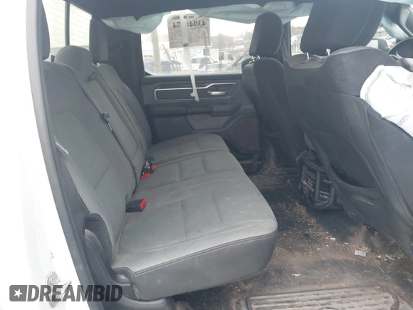 ✅ 2021 Ram 1500 Big Horn • VIN: 1C6SRFFT6MN545848 • Lot: 43944374. Wystawiony na IAAI z przebiegiem 77 027 mil. Bezpłatny archiwum sprzedaży aukcyjnych z USA i szczegółowy raport historii pojazdu na DreamBid. Zdjęcie 8.
