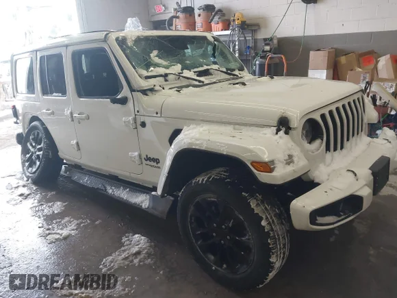 ✅ 2022 Jeep Wrangler Unlimited Sahara • VIN: 1C4HJXEN3NW222744 • Lot: 41249285. Wystawiony na IAAI z przebiegiem 43 780 mil. Bezpłatny archiwum sprzedaży aukcyjnych z USA i szczegółowy raport historii pojazdu na DreamBid. Zdjęcie 1.