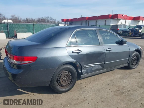 ✅ 2004 Honda Accord LX • VIN: 1HGCM56374A134201 • Lot: 44121549. Wystawiony na IAAI z przebiegiem 230 597 mil. Bezpłatny archiwum sprzedaży aukcyjnych z USA i szczegółowy raport historii pojazdu na DreamBid. Zdjęcie 6.