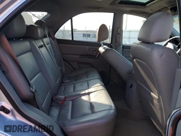 ✅ 2007 Kia Sorento EX • VIN: KNDJC736X75717538 • Lot: 63963835. Listed on Copart with 84,531 mi. Free auction sales archive from the USA and detailed vehicle history report at DreamBid. Image 11.