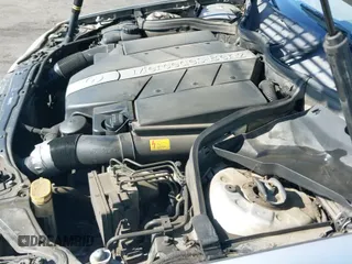 ✅ 2002 Mercedes-Benz C 230/260/280/320 • VIN: WDBRF61J62F233802 • Lot: 42574637. Wystawiony na IAAI z przebiegiem 238 810 mil. Bezpłatny archiwum sprzedaży aukcyjnych z USA i szczegółowy raport historii pojazdu na DreamBid. Zdjęcie 19.