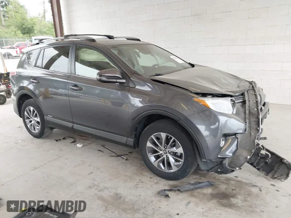 ✅ 2017 Toyota RAV4 XLE • VIN: JTMRJREV9HD078004 • Lot: 45401999. Wystawiony na IAAI z przebiegiem 141 470 mil. Bezpłatny archiwum sprzedaży aukcyjnych z USA i szczegółowy raport historii pojazdu na DreamBid. Zdjęcie 1.