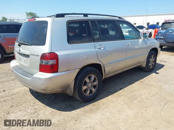 ✅ 2004 Toyota Highlander Limited • VIN: JTEEP21AX40059546 • Lot: 45616990. Wystawiony na IAAI z przebiegiem 204 184 mil. Bezpłatny archiwum sprzedaży aukcyjnych z USA i szczegółowy raport historii pojazdu na DreamBid. Zdjęcie 4.