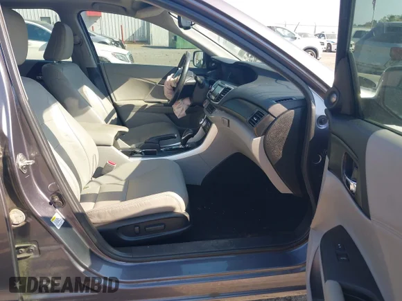✅ 2014 Honda Accord EX-L • VIN: 1HGCR3F86EA019432 • Lot: 44677046. Wystawiony na IAAI z przebiegiem 162 685 mil. Bezpłatny archiwum sprzedaży aukcyjnych z USA i szczegółowy raport historii pojazdu na DreamBid. Zdjęcie 5.