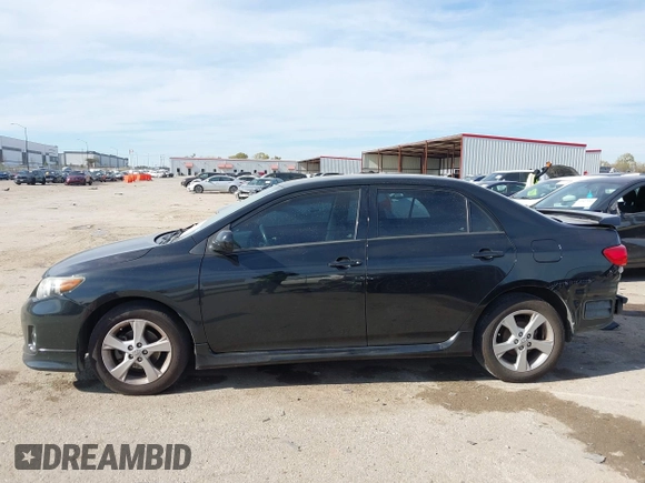 ✅ 2013 Toyota Corolla LE • VIN: 2T1BU4EE3DC108486 • Lot: 43815314. Wystawiony na IAAI z przebiegiem 134 189 mil. Bezpłatny archiwum sprzedaży aukcyjnych z USA i szczegółowy raport historii pojazdu na DreamBid. Zdjęcie 14.