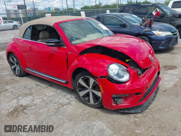 ✅ 2015 Volkswagen Beetle 2.0T R-Line • VIN: 3VW7S7AT1FM806930 • Lot: 45081226. Wystawiony na IAAI z przebiegiem Nie podano. Bezpłatny archiwum sprzedaży aukcyjnych z USA i szczegółowy raport historii pojazdu na DreamBid. Zdjęcie 1.