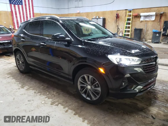 ✅ 2020 Buick Encore GX Essence • VIN: KL4MMGSL7LB122220 • Lot: 78858144. Wystawiony na Copart z przebiegiem 65 697 mil. Bezpłatny archiwum sprzedaży aukcyjnych z USA i szczegółowy raport historii pojazdu na DreamBid. Zdjęcie 4.