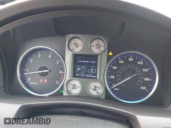 ✅ 2010 Lexus LX 570 • VIN: JTJHY7AX6A4053423 • Lot: 42593558. Listed on IAAI with 231,525 mi. Free auction sales archive from the USA and detailed vehicle history report at DreamBid. Image 7.