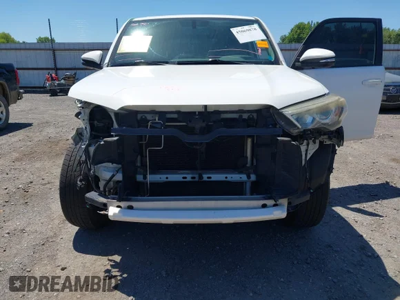 ✅ 2016 Toyota 4Runner SR5 Premium • VIN: JTEZU5JR1G5128228 • Lot: 45069878. Wystawiony na IAAI z przebiegiem 187 374 mil. Bezpłatny archiwum sprzedaży aukcyjnych z USA i szczegółowy raport historii pojazdu na DreamBid. Zdjęcie 6.