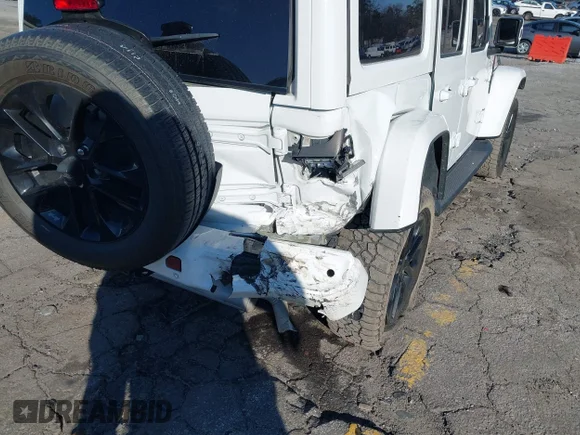 ✅ 2021 Jeep Wrangler Unlimited Sahara • VIN: 1C4HJXENXMW521792 • Lot: 44240596. Wystawiony na IAAI z przebiegiem 75 562 mil. Bezpłatny archiwum sprzedaży aukcyjnych z USA i szczegółowy raport historii pojazdu na DreamBid. Zdjęcie 6.