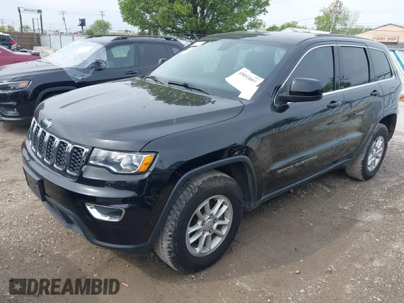 ✅ 2019 Jeep Grand Cherokee Laredo E • VIN: 1C4RJFAG1KC565491 • Lot: 45053097. Wystawiony na IAAI z przebiegiem 69 512 mil. Bezpłatny archiwum sprzedaży aukcyjnych z USA i szczegółowy raport historii pojazdu na DreamBid. Zdjęcie 2.