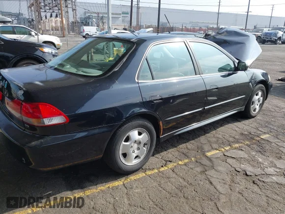 ✅ 2002 Honda Accord EX • VIN: 1HGCG16542A030280 • Lot: 43002465. Wystawiony na IAAI z przebiegiem 193 368 mil. Bezpłatny archiwum sprzedaży aukcyjnych z USA i szczegółowy raport historii pojazdu na DreamBid. Zdjęcie 4.