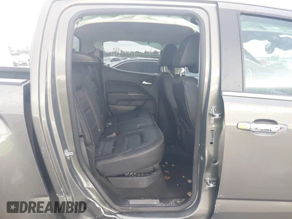 ✅ 2017 GMC Canyon 4WD Denali • VIN: 1GTG6EEN3H1175346 • Lot: 44084856. Wystawiony na IAAI z przebiegiem 57 400 mil. Bezpłatny archiwum sprzedaży aukcyjnych z USA i szczegółowy raport historii pojazdu na DreamBid. Zdjęcie 8.
