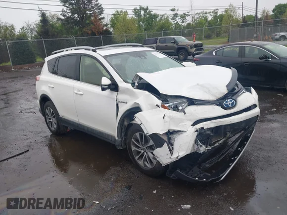 ✅ 2017 Toyota RAV4 XLE • VIN: JTMRJREV0HD088968 • Лот: 45072798. Опубликован ранее на IAAI с пробегом 91 280 миль. Бесплатный доступ к архиву аукционных продаж из США и подробный отчёт об истории автомобиля на DreamBid. Изображение 1.