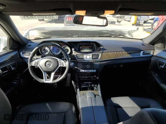 ✅ 2016 Mercedes-Benz E 250 Luxury • VIN: WDDHF9HB3GB233290 • Lot: 38986183. Wystawiony na Copart z przebiegiem 94 617 mil. Bezpłatny archiwum sprzedaży aukcyjnych z USA i szczegółowy raport historii pojazdu na DreamBid. Zdjęcie 8.