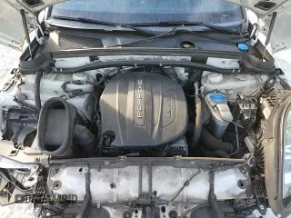 ✅ 2018 Porsche Macan • VIN: WP1AA2A50JLB00279 • Lot: 91674525. Listed on Copart with 110,178 mi. Free auction sales archive from the USA and detailed vehicle history report at DreamBid. Image 14.