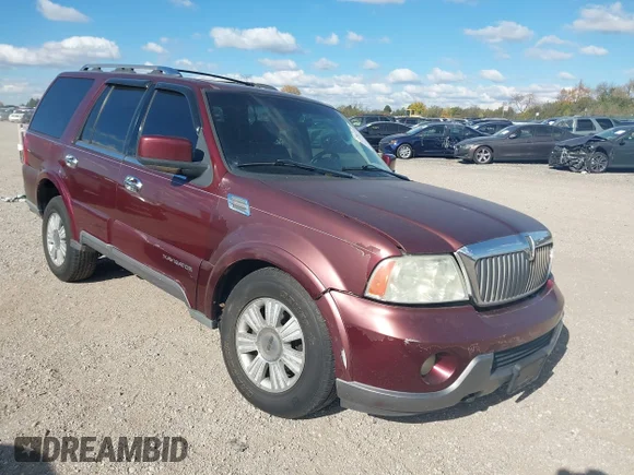 ✅ 2003 Lincoln Navigator Luxury • VIN: 5LMFU28R03LJ13519 • Лот: 43564119. Опубліковано раніше на IAAI з пробігом 219 309 миль. Безкоштовний доступ до архіву аукціонних продажів зі США та докладний звіт про історію автомобіля на DreamBid. Зображення 1.