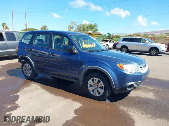 ✅ 2013 Subaru Forester X • VIN: JF2SHBAC3DH426604 • Лот: 42859848. Опубліковано раніше на IAAI з пробігом 131 899 миль. Безкоштовний доступ до архіву аукціонних продажів зі США та докладний звіт про історію автомобіля на DreamBid. Зображення 1.
