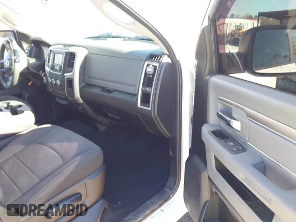 ✅ 2019 Ram 1500 Big Horn • VIN: 1C6RR7LT8KS696732 • Lot: 41600876. Wystawiony na IAAI z przebiegiem 50 609 mil. Bezpłatny archiwum sprzedaży aukcyjnych z USA i szczegółowy raport historii pojazdu na DreamBid. Zdjęcie 5.