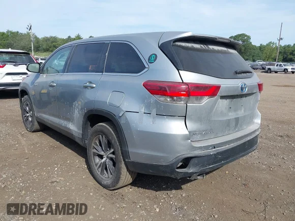 ✅ 2019 Toyota Highlander Hybrid LE • VIN: 5TDBGRFH8KS057049 • Lot: 43106377. Wystawiony na IAAI z przebiegiem 178 922 mil. Bezpłatny archiwum sprzedaży aukcyjnych z USA i szczegółowy raport historii pojazdu na DreamBid. Zdjęcie 3.