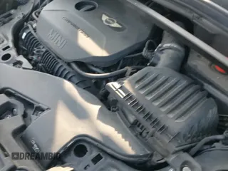 ✅ 2018 MINI Countryman Cooper S • VIN: WMZYT5C3XJ3E60444 • Lot: 42422793. Listed on IAAI with 96,722 mi. Free auction sales archive from the USA and detailed vehicle history report at DreamBid. Image 19.