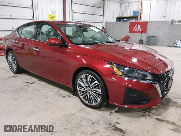 ✅ 2025 Nissan Altima SL • VIN: 1N4BL4EV9SN315550 • Лот: 44984797. Опубликован ранее на IAAI с пробегом 31 022 миль. Бесплатный доступ к архиву аукционных продаж из США и подробный отчёт об истории автомобиля на DreamBid. Изображение 1.