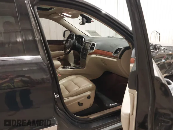 ✅ 2011 Jeep Grand Cherokee Limited • VIN: 1J4RR5GGXBC641973 • Lot: 44864378. Listed on IAAI with 255,007 mi. Free auction sales archive from the USA and detailed vehicle history report at DreamBid. Image 5.
