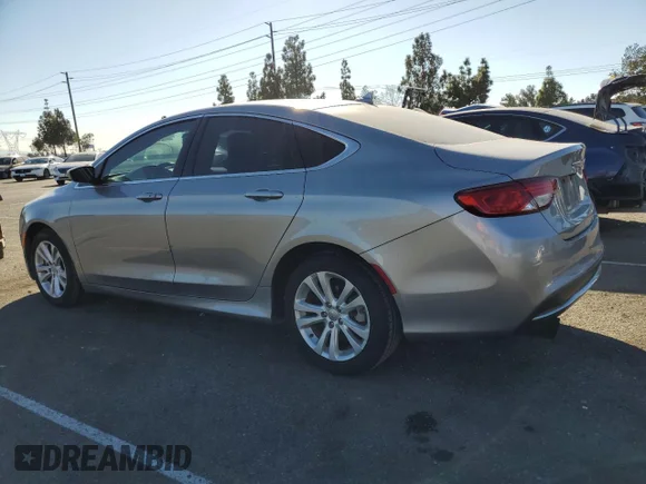 ✅ 2017 Chrysler 200 Limited Platinum • VIN: 1C3CCCAB4HN506679 • Lot: 77176764. Wystawiony na Copart z przebiegiem 72 318 mil. Bezpłatny archiwum sprzedaży aukcyjnych z USA i szczegółowy raport historii pojazdu na DreamBid. Zdjęcie 2.