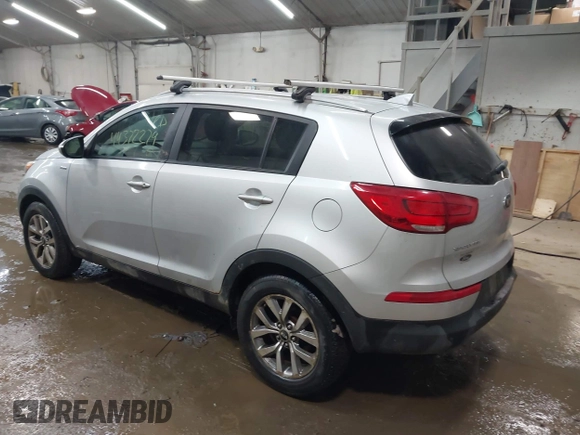 ✅ 2014 Kia Sportage LX • VIN: KNDPBCAC5E7642795 • Lot: 44372279. Wystawiony na IAAI z przebiegiem 136 673 mil. Bezpłatny archiwum sprzedaży aukcyjnych z USA i szczegółowy raport historii pojazdu na DreamBid. Zdjęcie 3.