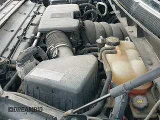 ✅ 2019 Chevrolet Silverado 1500 LT Trail Boss • VIN: 3GCPYFED4KG297004 • Lot: 42984504. Wystawiony na IAAI z przebiegiem 136 915 mil. Bezpłatny archiwum sprzedaży aukcyjnych z USA i szczegółowy raport historii pojazdu na DreamBid. Zdjęcie 20.