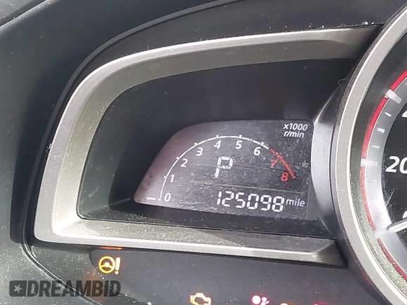 ✅ 2014 Mazda 3 i Grand Touring • VIN: JM1BM1W73E1201660 • Lot: 44398758. Wystawiony na IAAI z przebiegiem 125 098 mil. Bezpłatny archiwum sprzedaży aukcyjnych z USA i szczegółowy raport historii pojazdu na DreamBid. Zdjęcie 7.