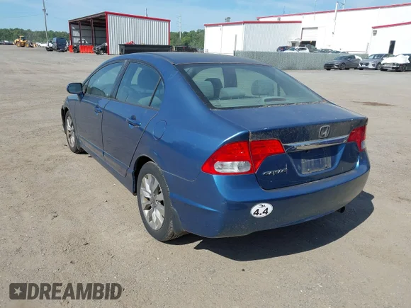 ✅ 2010 Honda Civic EX • VIN: 2HGFA1F87AH314639 • Лот: 45269267. Опубліковано раніше на IAAI з пробігом 175 707 миль. Безкоштовний доступ до архіву аукціонних продажів зі США та докладний звіт про історію автомобіля на DreamBid. Зображення 3.