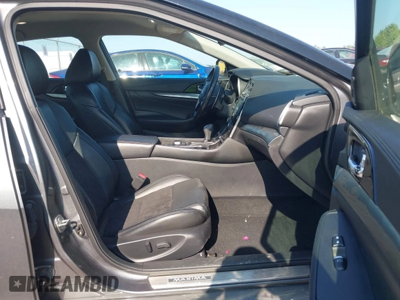 ✅ 2017 Nissan Maxima SV • VIN: 1N4AA6AP4HC438312 • Lot: 43003403. Wystawiony na IAAI z przebiegiem 86 609 mil. Bezpłatny archiwum sprzedaży aukcyjnych z USA i szczegółowy raport historii pojazdu na DreamBid. Zdjęcie 5.