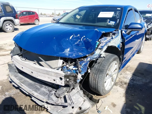 ✅ 2023 Toyota Camry LE • VIN: 4T1C11AK0PU142797 • Lot: 44309297. Wystawiony na IAAI z przebiegiem 48 073 mil. Bezpłatny archiwum sprzedaży aukcyjnych z USA i szczegółowy raport historii pojazdu na DreamBid. Zdjęcie 6.