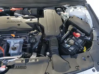 ✅ 2020 Honda Accord Touring • VIN: 1HGCV3F94LA009676 • Lot: 82569775. Listed on Copart with 48,526 mi. Free auction sales archive from the USA and detailed vehicle history report at DreamBid. Image 16.