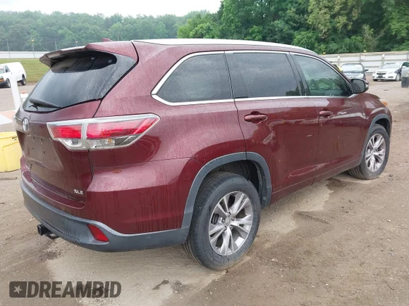 ✅ 2015 Toyota Highlander XLE • VIN: 5TDKKRFH8FS078682 • Лот: 45170391. Опубликован ранее на IAAI с пробегом 140 165 миль. Бесплатный доступ к архиву аукционных продаж из США и подробный отчёт об истории автомобиля на DreamBid. Изображение 4.