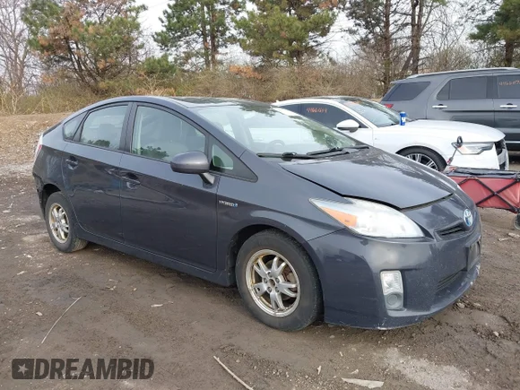 ✅ 2010 Toyota Prius V • VIN: JTDKN3DU0A1078251 • Лот: 44670075. Опубліковано раніше на IAAI з пробігом 190 983 миль. Безкоштовний доступ до архіву аукціонних продажів зі США та докладний звіт про історію автомобіля на DreamBid. Зображення 1.