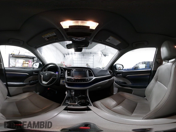 ✅ 2017 Toyota Highlander Limited • VIN: 5TDDZRFHXHS422181 • Lot: 44334225. Wystawiony na IAAI z przebiegiem 117 157 mil. Bezpłatny archiwum sprzedaży aukcyjnych z USA i szczegółowy raport historii pojazdu na DreamBid. Zdjęcie 19.