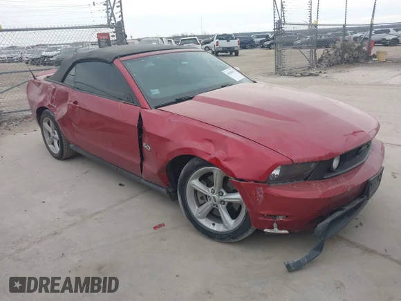 ✅ 2012 Ford Mustang GT Premium • VIN: 1ZVBP8FF3C5287921 • Lot: 44360243. Wystawiony na IAAI z przebiegiem 81 581 mil. Bezpłatny archiwum sprzedaży aukcyjnych z USA i szczegółowy raport historii pojazdu na DreamBid. Zdjęcie 1.