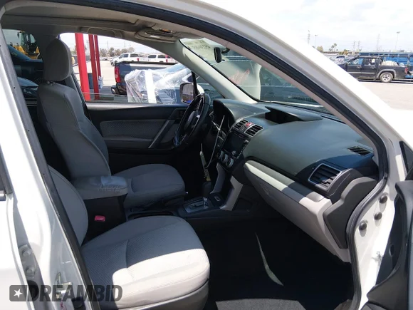 ✅ 2017 Subaru Forester Premium • VIN: JF2SJAEC9HH531517 • Lot: 45230485. Listed on IAAI with 180,352 mi. Free auction sales archive from the USA and detailed vehicle history report at DreamBid. Image 5.