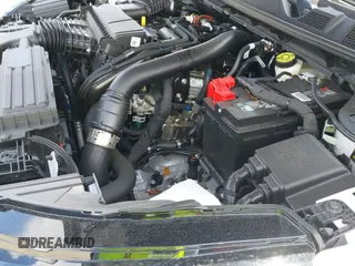 ✅ 2024 Lincoln Corsair Reserve • VIN: 5LMCJ2CA9RUL21138 • Lot: 42232422. Listed on IAAI with 1,991 mi. Free auction sales archive from the USA and detailed vehicle history report at DreamBid. Image 20.