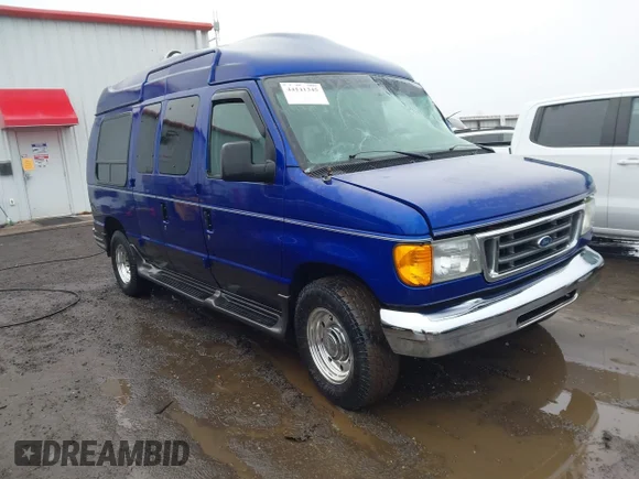 ✅ 2004 Ford Econoline Cargo Commercial • VIN: 1FDNE24L04HA36247 • Лот: 44141345. Опубліковано раніше на IAAI з пробігом 97 776 миль. Безкоштовний доступ до архіву аукціонних продажів зі США та докладний звіт про історію автомобіля на DreamBid. Зображення 1.