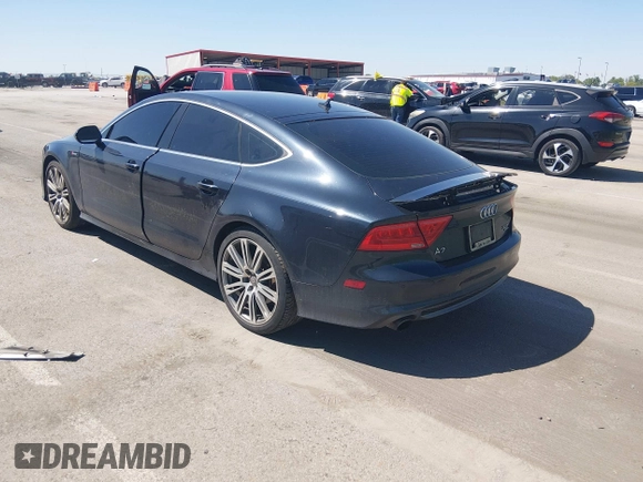 ✅ 2013 Audi A7 Prestige • VIN: WAU3GAFC3DN060795 • Lot: 44911289. Wystawiony na IAAI z przebiegiem 171 789 mil. Bezpłatny archiwum sprzedaży aukcyjnych z USA i szczegółowy raport historii pojazdu na DreamBid. Zdjęcie 3.