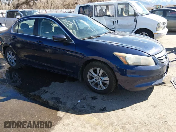 ✅ 2012 Honda Accord LX Premium • VIN: 1HGCP2F45CA160986 • Lot: 44475295. Wystawiony na IAAI z przebiegiem 154 189 mil. Bezpłatny archiwum sprzedaży aukcyjnych z USA i szczegółowy raport historii pojazdu na DreamBid. Zdjęcie 1.