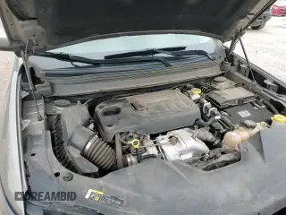 ✅ 2019 Jeep Cherokee Latitude Plus • VIN: 1C4PJLLN1KD164339 • Lot: 60173145. Wystawiony na Copart z przebiegiem 137 032 mil. Bezpłatny archiwum sprzedaży aukcyjnych z USA i szczegółowy raport historii pojazdu na DreamBid. Zdjęcie 14.