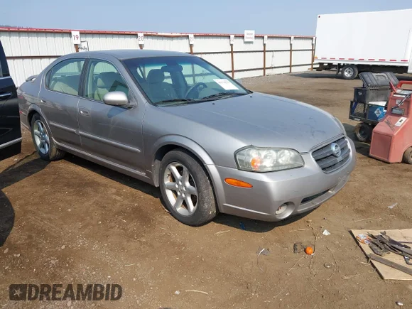 ✅ 2002 Nissan Maxima SE • VIN: JN1DA31DX2T200048 • Lot: 43178573. Listed on IAAI with 228,639 mi. Free auction sales archive from the USA and detailed vehicle history report at DreamBid. Image 1.