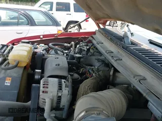 ✅ 2002 Ford F-250 XL • VIN: 1FTNX20F32EB42981 • Lot: 42585853. Wystawiony na IAAI z przebiegiem 244 297 mil. Bezpłatny archiwum sprzedaży aukcyjnych z USA i szczegółowy raport historii pojazdu na DreamBid. Zdjęcie 24.