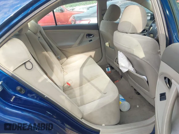 ✅ 2007 Toyota Camry • VIN: 4T1BB46K47U017854 • Lot: 44947345. Wystawiony na IAAI z przebiegiem 297 060 mil. Bezpłatny archiwum sprzedaży aukcyjnych z USA i szczegółowy raport historii pojazdu na DreamBid. Zdjęcie 8.